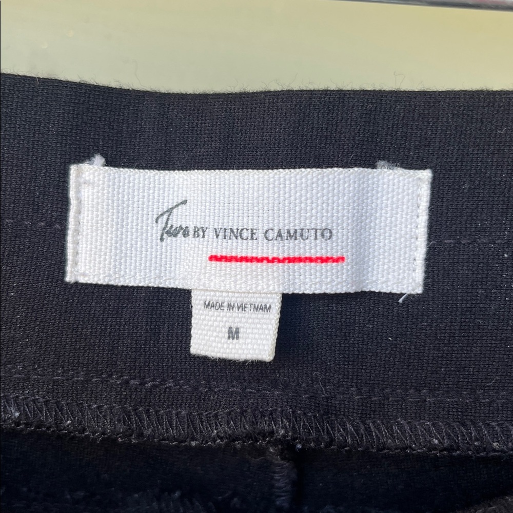 Like new Vince Camuto Black leggings - Picture 2 of 12